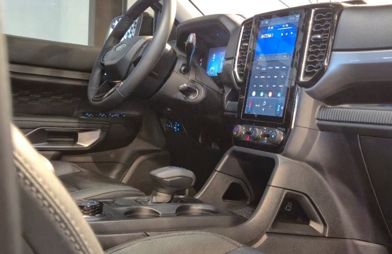 Ford Ranger 3.0 V6 Turbo CD Xlt 4x4 - Foto #9