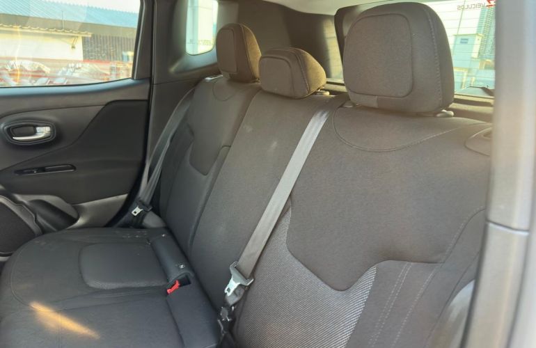 Jeep Renegade 1.8 16V Sport - Foto #9
