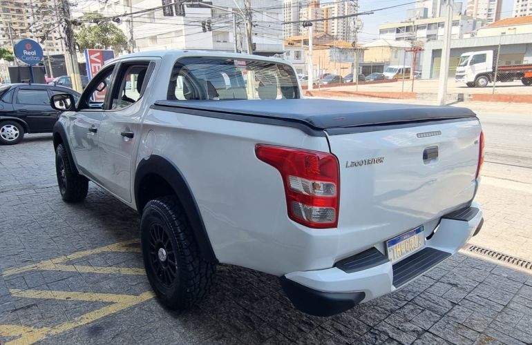 Mitsubishi L200 Triton 2.4 16V Turbo Sport GL CD 4x4 - Foto #6