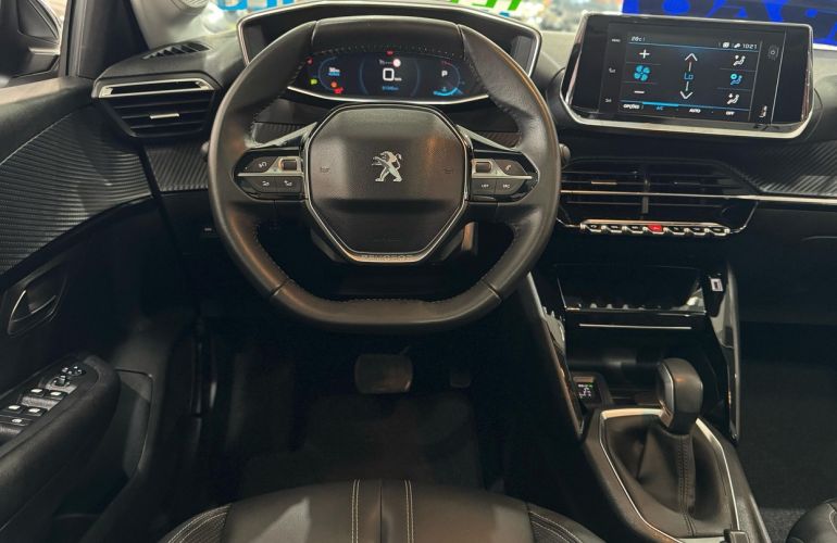 Peugeot 208 1.6 16V Griffe - Foto #9