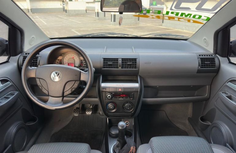 Volkswagen Fox 1.0 Mi Route 8v - Foto #6