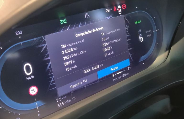 Volvo C40 P8 Recharge Pure Awd - Foto #10