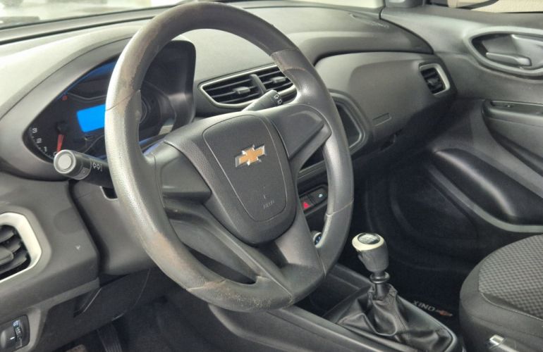 Chevrolet Onix 1.0 LT (Flex) - Foto #6
