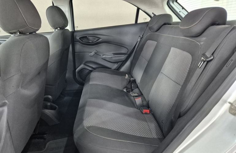 Chevrolet Onix 1.0 LT (Flex) - Foto #8