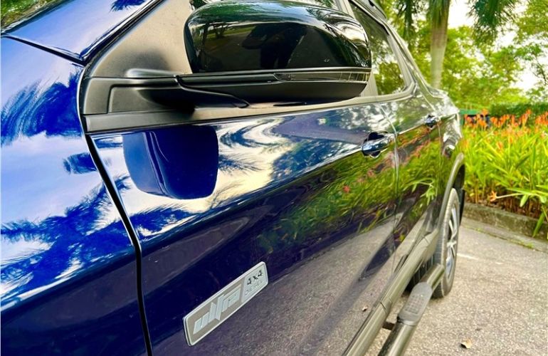 Fiat Toro 2.0 16V Turbo Diesel Ultra 4WD At9 - Foto #9