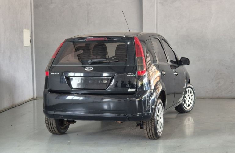 Ford Fiesta Hatch 1.6 (Flex) - Foto #3