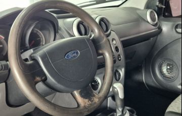 Ford Fiesta Hatch 1.6 (Flex) - Foto #5