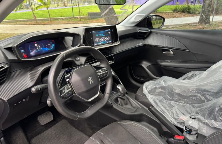 Peugeot 208 1.6 16V Flex Griffe At6 - Foto #10