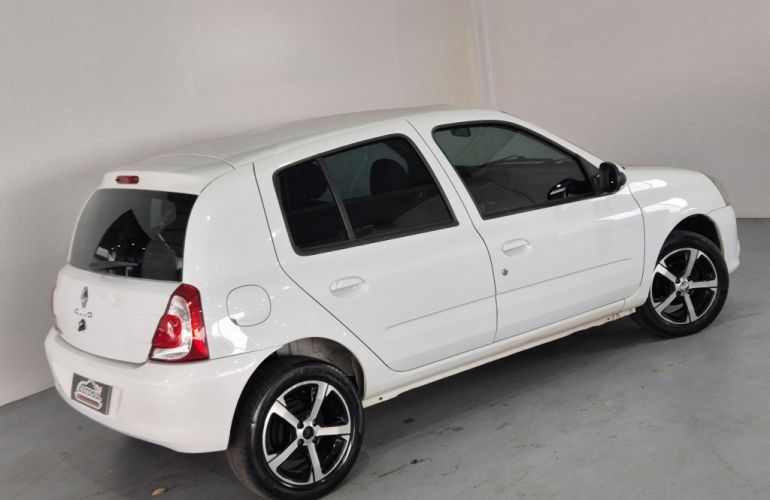Renault Clio Expression 1.0 16V (Flex) - Foto #5