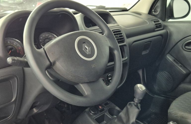 Renault Clio Expression 1.0 16V (Flex) - Foto #7