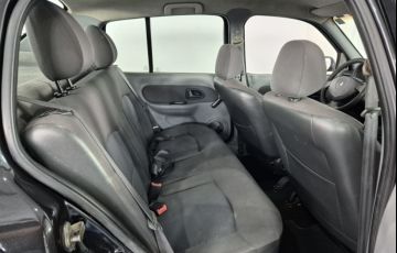 Renault Clio Sedan Expression 1.0 16V (flex) - Foto #8