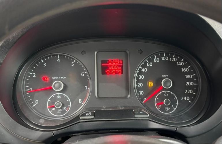 Volkswagen Fox 1.6 Mi 8v - Foto #5