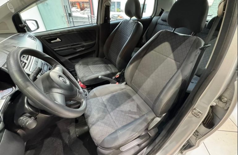 Volkswagen Fox 1.6 Mi 8v - Foto #6
