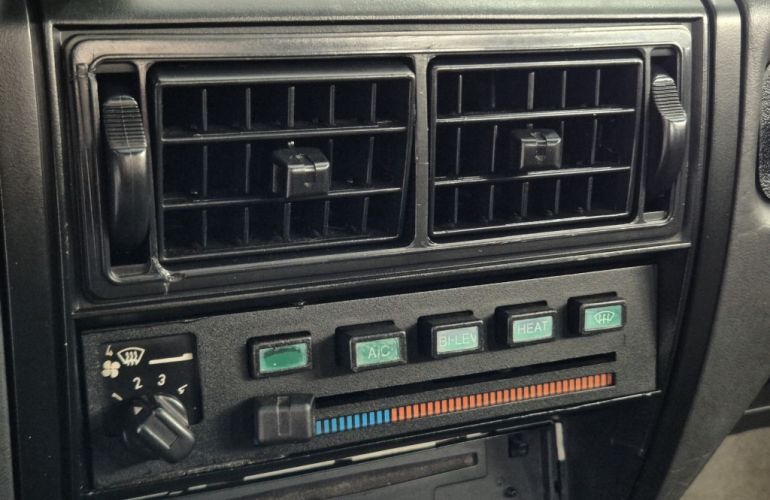 Volkswagen Gol GTS 1.8 S - Foto #10