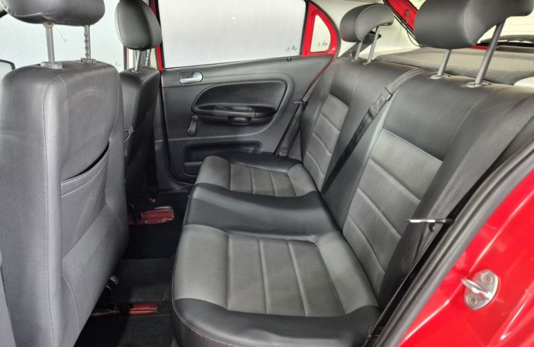 Volkswagen Gol 1.0 - Foto #8