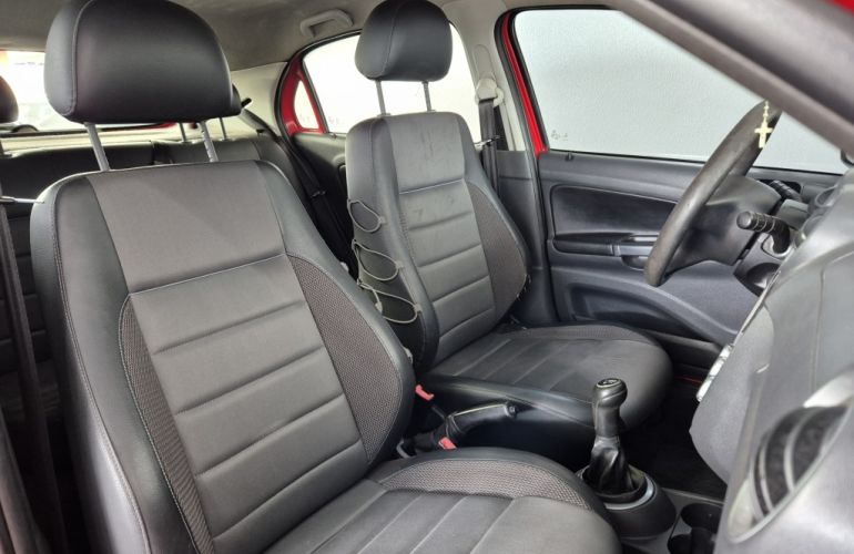 Volkswagen Gol 1.0 - Foto #10