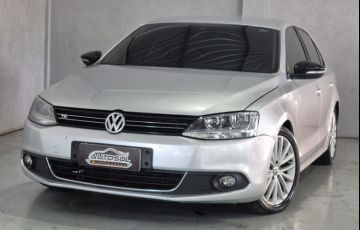 Volkswagen Jetta 2.0 TSI Highline DSG - Foto #2