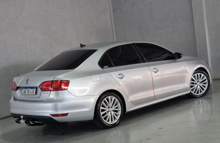 Volkswagen Jetta 2.0 TSI Highline DSG - Foto #4