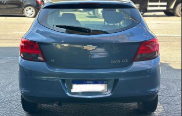 Chevrolet Onix 1.4 MPFi LTZ 8v - Foto #4