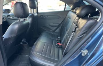 Chevrolet Onix 1.4 MPFi LTZ 8v - Foto #6