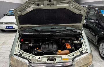 Fiat Idea ELX 1.4 (Flex) - Foto #8