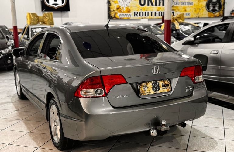 Honda Civic 1.8 LXS 16v - Foto #5