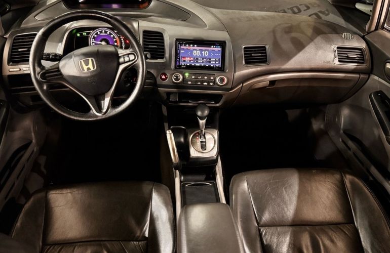 Honda Civic 1.8 LXS 16v - Foto #10