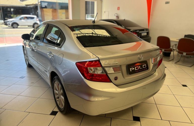 Honda Civic 2.0 LXR 16v - Foto #4