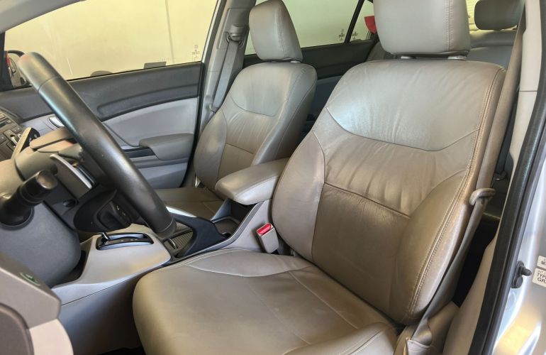 Honda Civic 2.0 LXR 16v - Foto #7