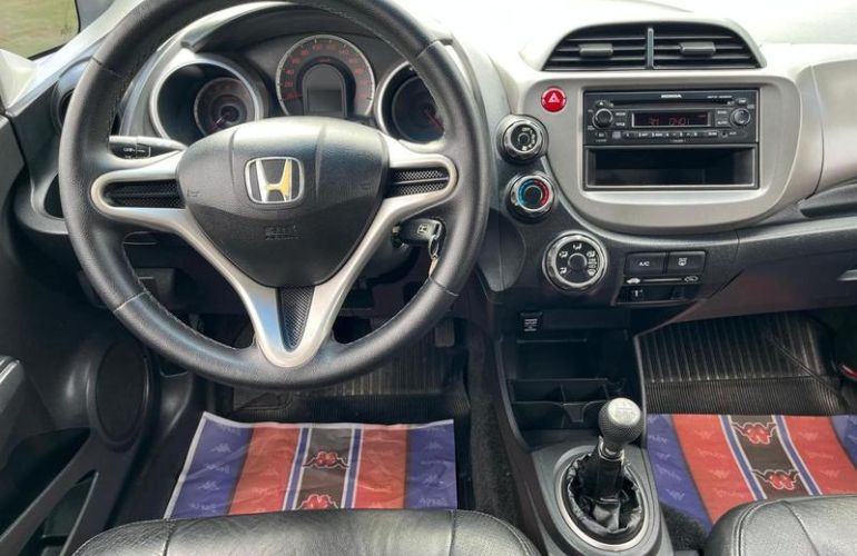 Honda Fit LX 1.4 (flex) - Foto #6