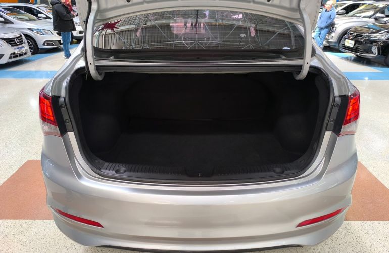Hyundai Hb20s 1.0 Comfort Plus 12v - Foto #9