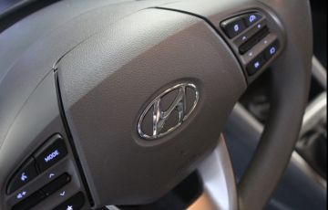 Hyundai Hb20s 1.0 12v Comfort Plus - Foto #6