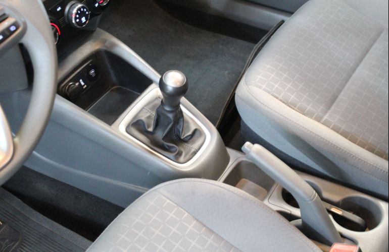 Hyundai Hb20s 1.0 12v Comfort Plus - Foto #8