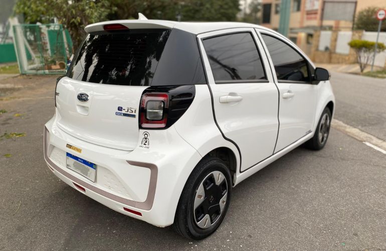 JAC E-JS1 BEV (Aut) - Foto #1
