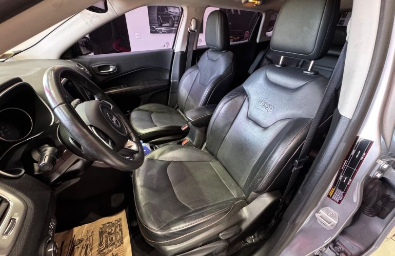 Jeep Compass 2.0 16V Longitude - Foto #6