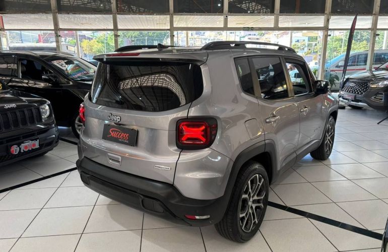 Jeep Renegade 1.3 T270 Turbo Longitude - Foto #2