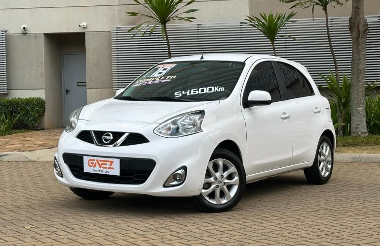 Nissan March 1.6 SV 16v - Foto #1