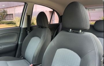 Nissan March 1.6 SV 16v - Foto #6