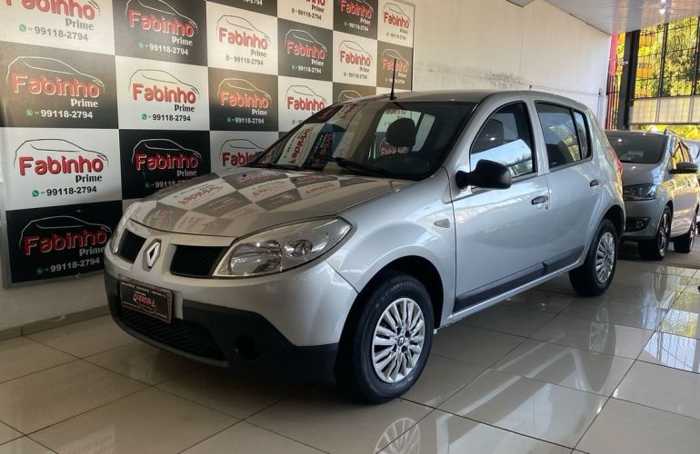 Renault Sandero 1.0 Expression 16v - Foto #1