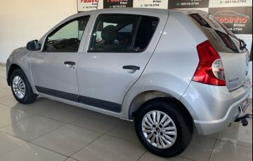 Renault Sandero 1.0 Expression 16v - Foto #4