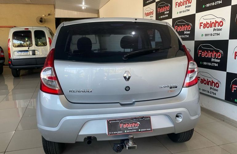 Renault Sandero 1.0 Expression 16v - Foto #5