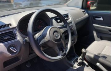 Volkswagen Fox 1.0 8V (Flex) 4p - Foto #7