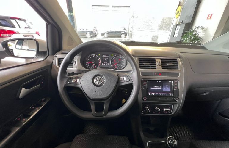 Volkswagen Fox 1.6 Msi Total Connect - Foto #4