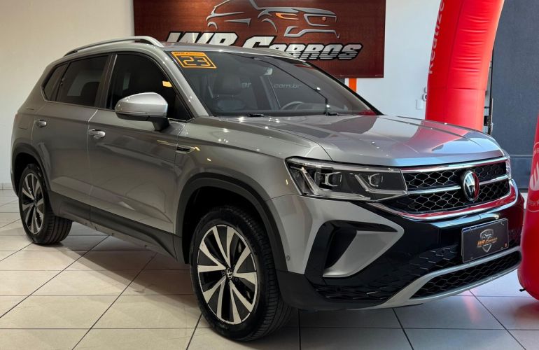 Volkswagen Taos 250 TSi Highline - Foto #1