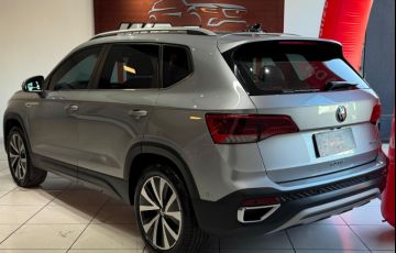 Volkswagen Taos 250 TSi Highline - Foto #3