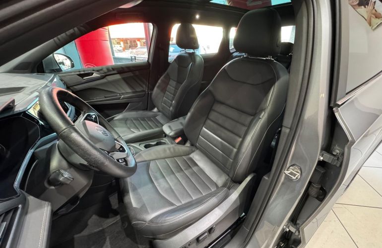 Volkswagen Taos 250 TSi Highline - Foto #6