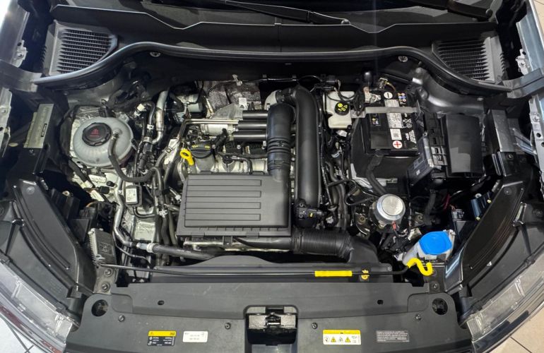 Volkswagen Taos 250 TSi Highline - Foto #8