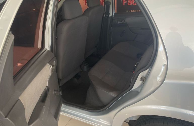 Chevrolet Celta 1.0 MPFi Vhce 8v - Foto #8