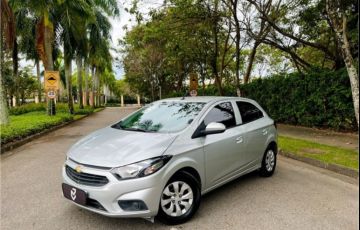 Chevrolet Onix 1.0 MPFi Joy 8V Flex 4p Manual - Foto #3