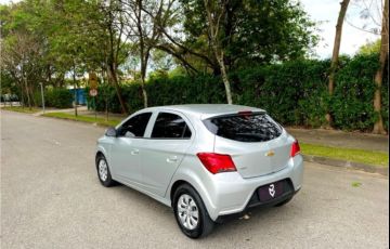 Chevrolet Onix 1.0 MPFi Joy 8V Flex 4p Manual - Foto #6